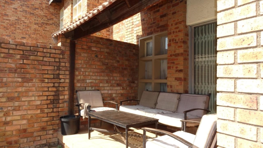 2 Bedroom Property for Sale in Halfway Gardens Gauteng