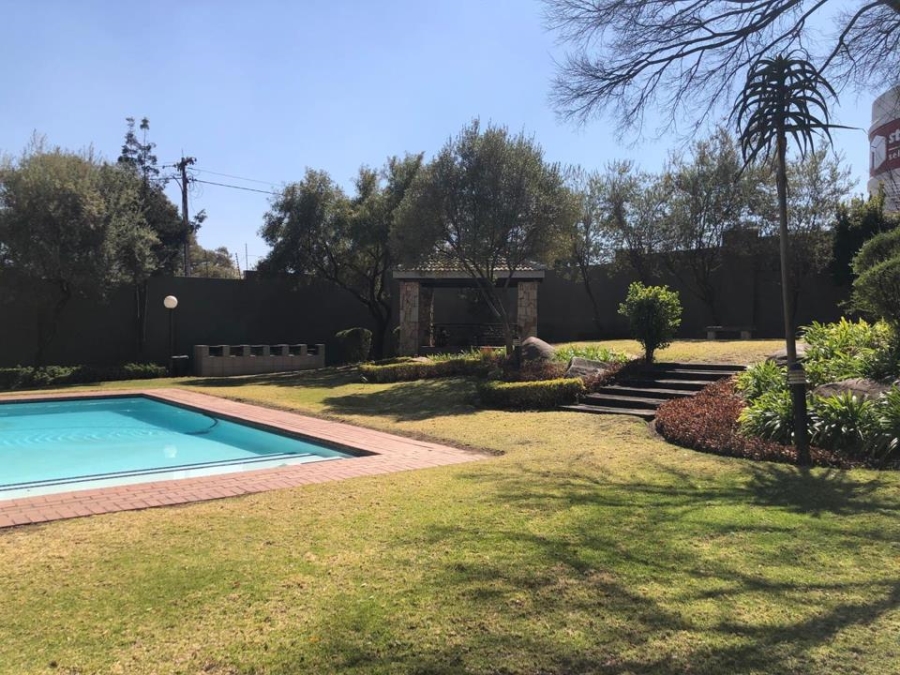 2 Bedroom Property for Sale in Bryanston Gauteng