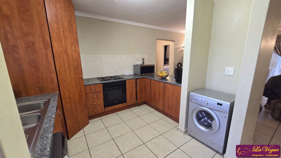 To Let 3 Bedroom Property for Rent in Olympus AH Gauteng