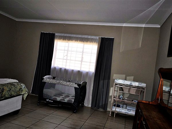 9 Bedroom Property for Sale in Randfontein South Gauteng