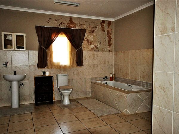 9 Bedroom Property for Sale in Randfontein South Gauteng