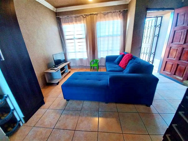 2 Bedroom Property for Sale in Aureus Gauteng