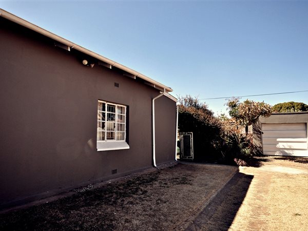 3 Bedroom Property for Sale in Randfontein Central Gauteng