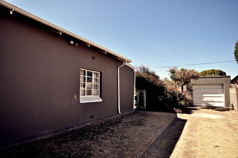 3 Bedroom Property for Sale in Randfontein Central Gauteng