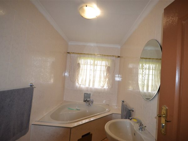 4 Bedroom Property for Sale in Hillside AH Gauteng