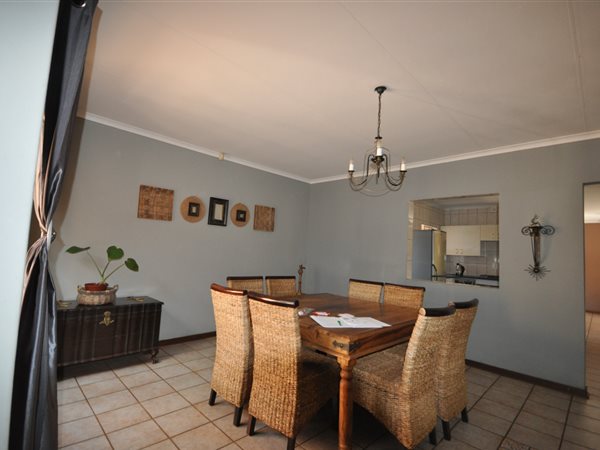 4 Bedroom Property for Sale in Aureus Gauteng