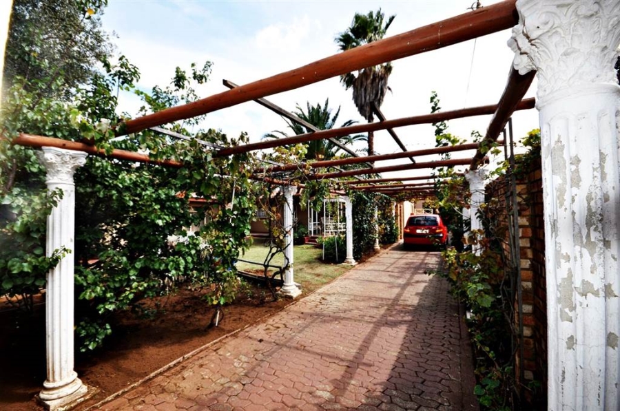 4 Bedroom Property for Sale in Westergloor Gauteng