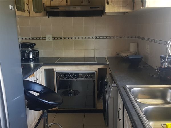 3 Bedroom Property for Sale in Finsbury Gauteng