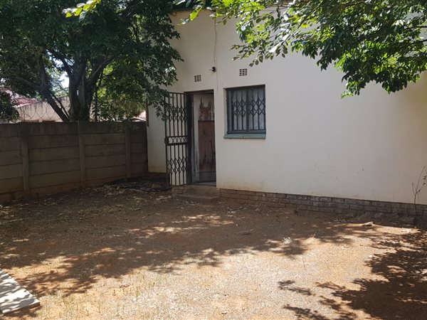 3 Bedroom Property for Sale in Finsbury Gauteng