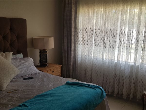 3 Bedroom Property for Sale in Finsbury Gauteng