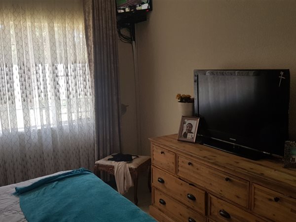 3 Bedroom Property for Sale in Finsbury Gauteng