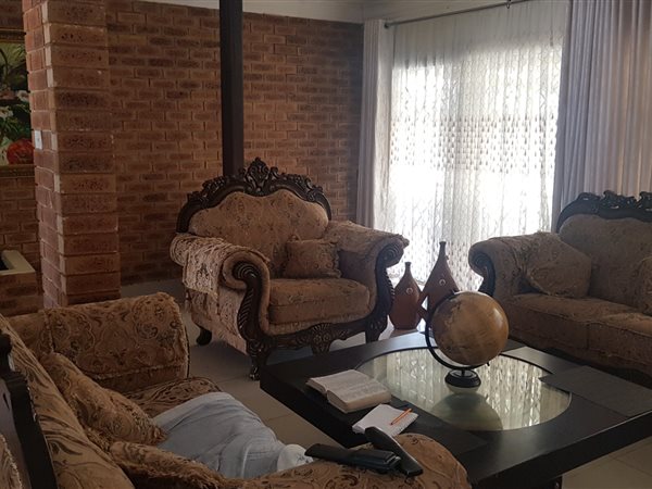 3 Bedroom Property for Sale in Finsbury Gauteng