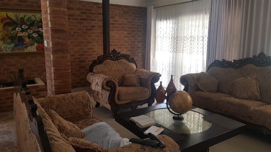 3 Bedroom Property for Sale in Finsbury Gauteng