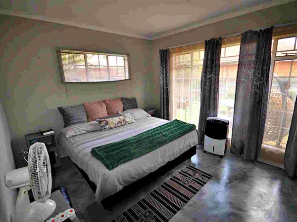 2 Bedroom Property for Sale in Eike Park Gauteng