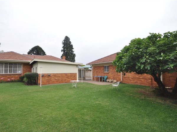 4 Bedroom Property for Sale in Monument Gauteng