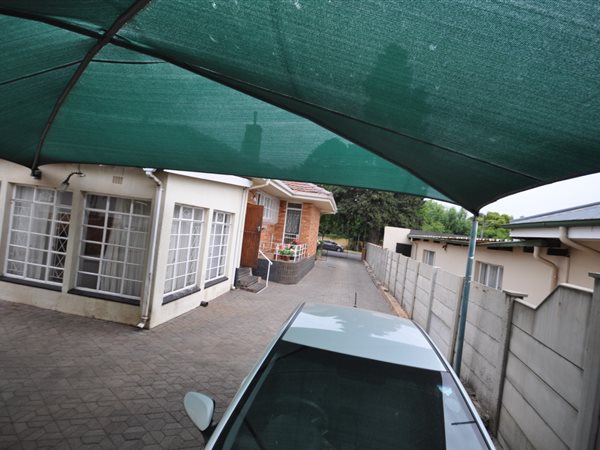 4 Bedroom Property for Sale in Monument Gauteng