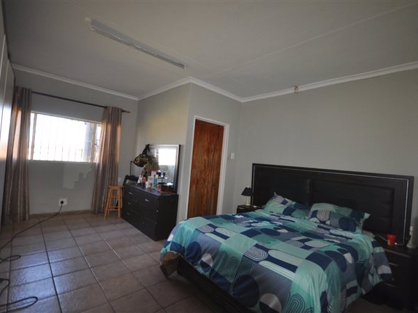 4 Bedroom Property for Sale in Hillside AH Gauteng