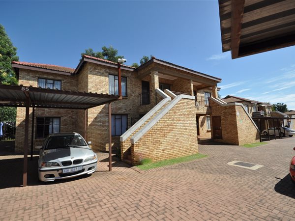 3 Bedroom Property for Sale in Helikonpark Gauteng