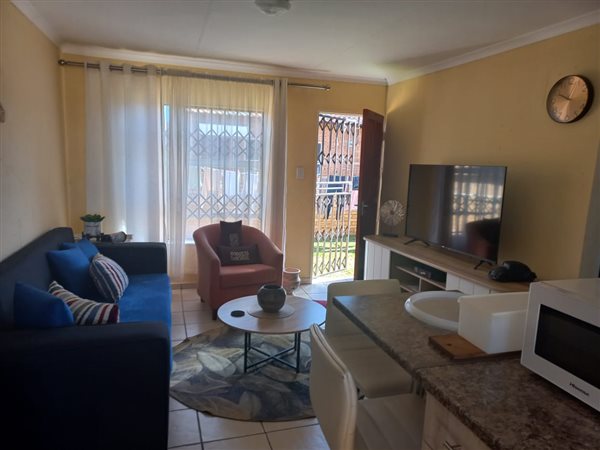 2 Bedroom Property for Sale in Finsbury Gauteng