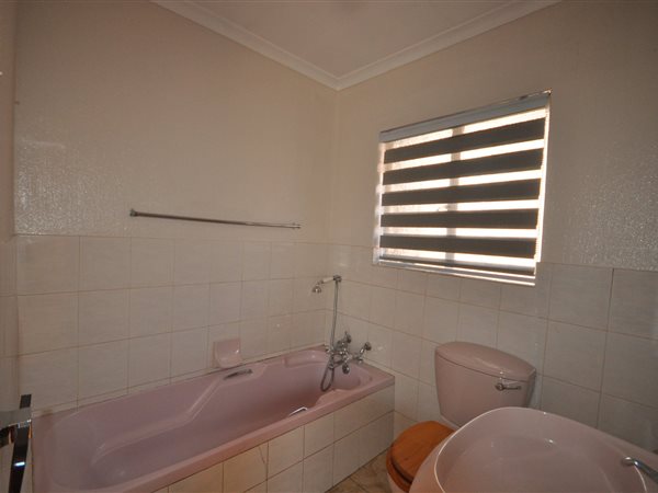 3 Bedroom Property for Sale in Randpoort Gauteng