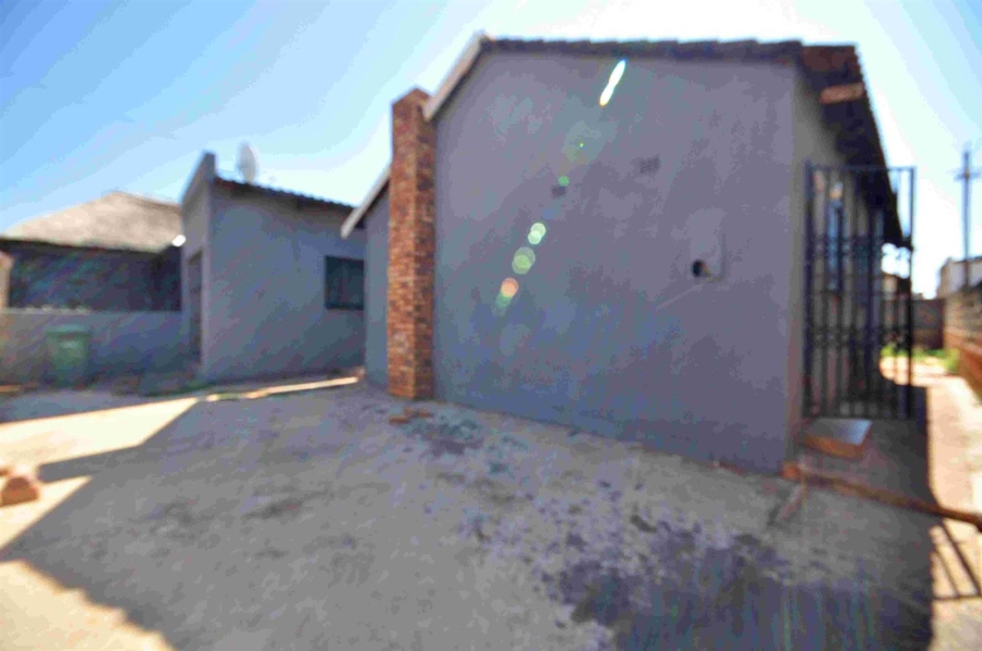 3 Bedroom Property for Sale in Mohlakeng Gauteng