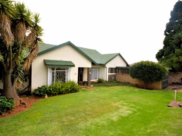 4 Bedroom Property for Sale in Silverfields Gauteng