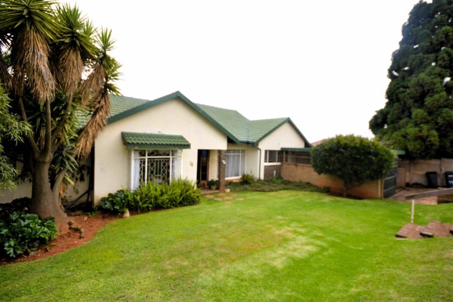 4 Bedroom Property for Sale in Silverfields Gauteng