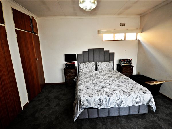 4 Bedroom Property for Sale in Westonaria Gauteng