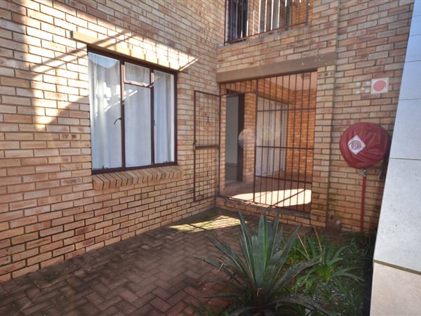 3 Bedroom Property for Sale in Helikonpark Gauteng