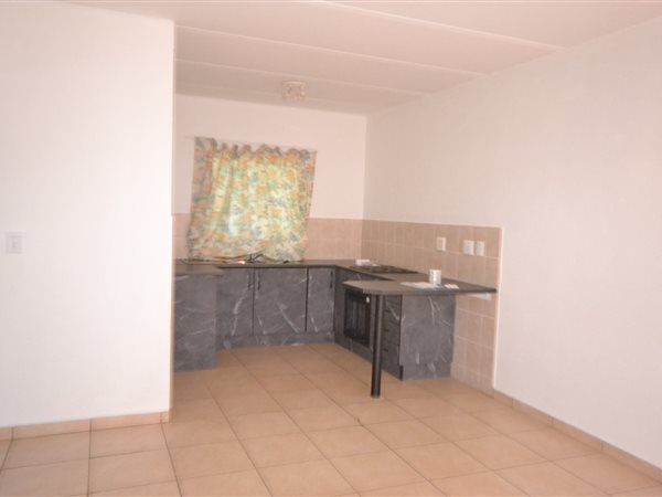 3 Bedroom Property for Sale in Helikonpark Gauteng