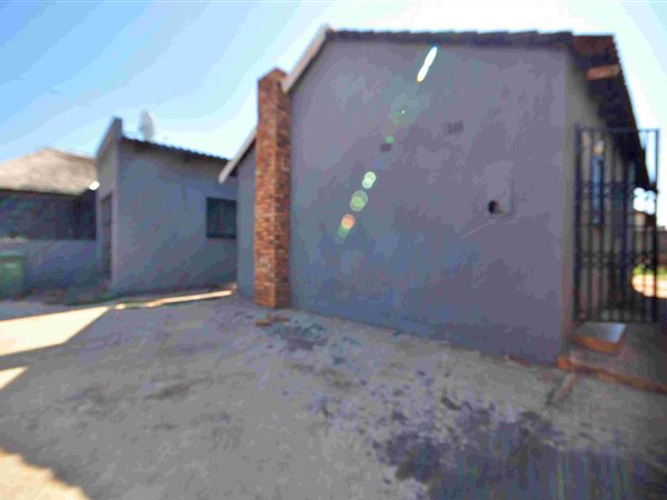 3 Bedroom Property for Sale in Mohlakeng Gauteng