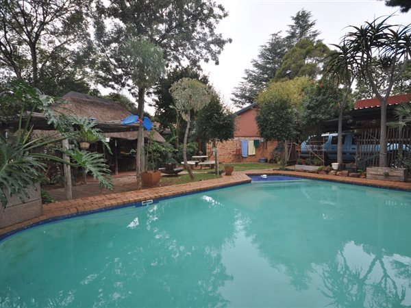 3 Bedroom Property for Sale in Helikonpark Gauteng