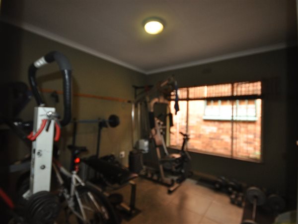 3 Bedroom Property for Sale in Helikonpark Gauteng