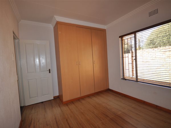 3 Bedroom Property for Sale in Eike Park Gauteng