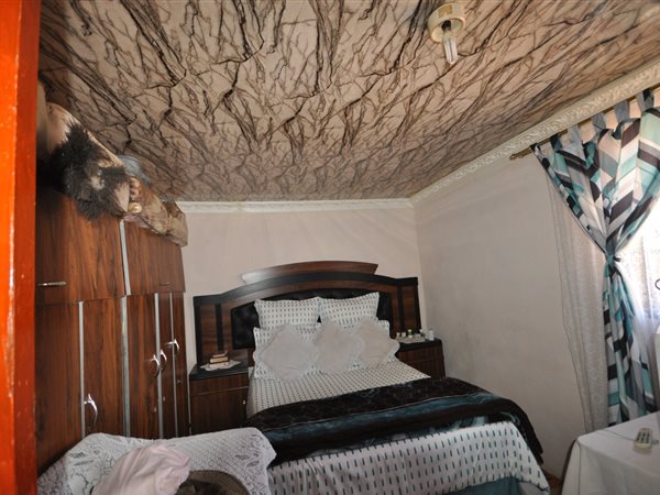 2 Bedroom Property for Sale in Toekomsrus Gauteng