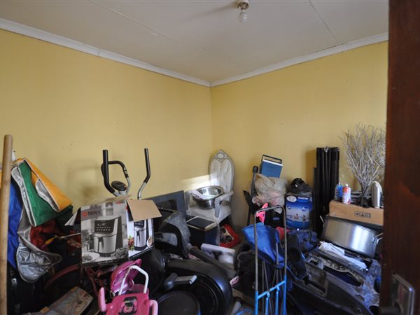 3 Bedroom Property for Sale in Tshepisong Gauteng