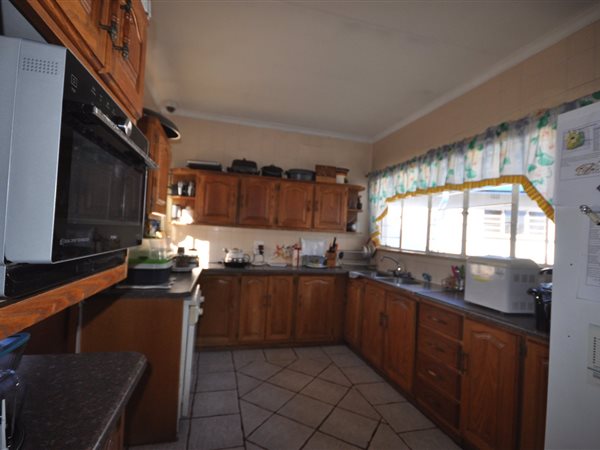 3 Bedroom Property for Sale in Helikonpark Gauteng