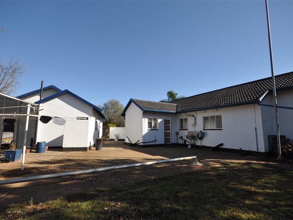 3 Bedroom Property for Sale in Helikonpark Gauteng