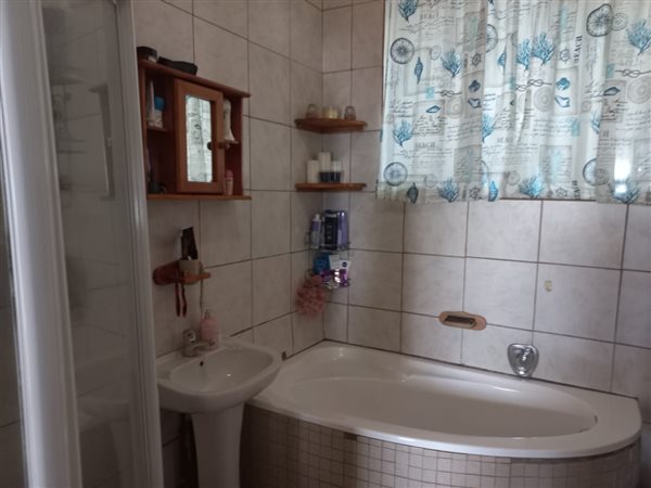 3 Bedroom Property for Sale in Randgate Gauteng