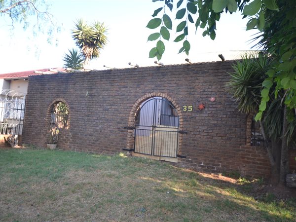 3 Bedroom Property for Sale in Randgate Gauteng