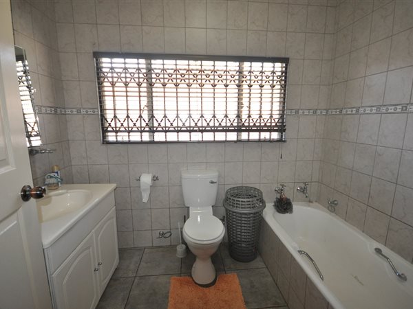 4 Bedroom Property for Sale in Greenhills Gauteng