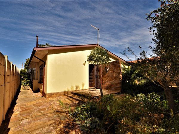 3 Bedroom Property for Sale in Randgate Gauteng