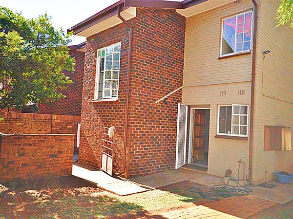 2 Bedroom Property for Sale in Westonaria Gauteng