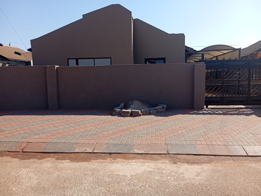 To Let 1 Bedroom Property for Rent in Protea Glen Gauteng