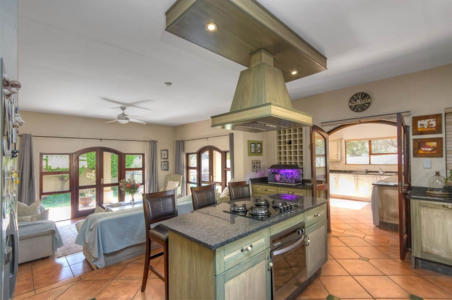 4 Bedroom Property for Sale in Lonehill Gauteng