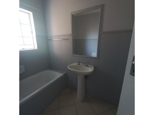 2 Bedroom Property for Sale in Equestria Gauteng