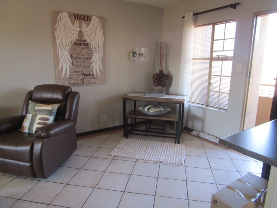 2 Bedroom Property for Sale in Die Hoewes Gauteng