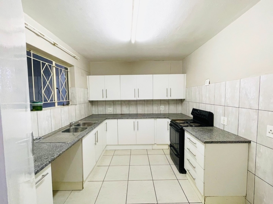 1 Bedroom Property for Sale in Ferndale Gauteng