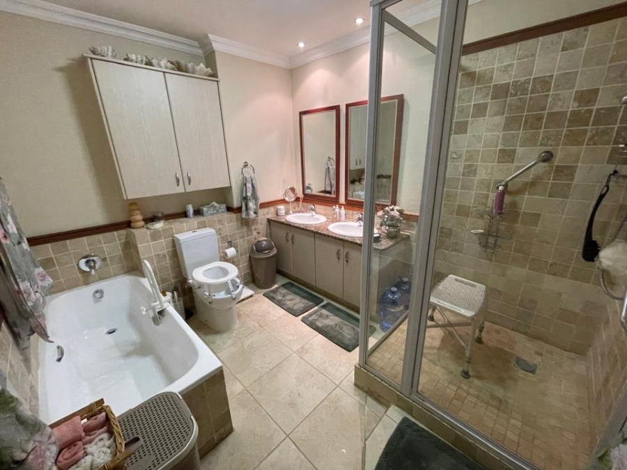 2 Bedroom Property for Sale in Newlands Gauteng