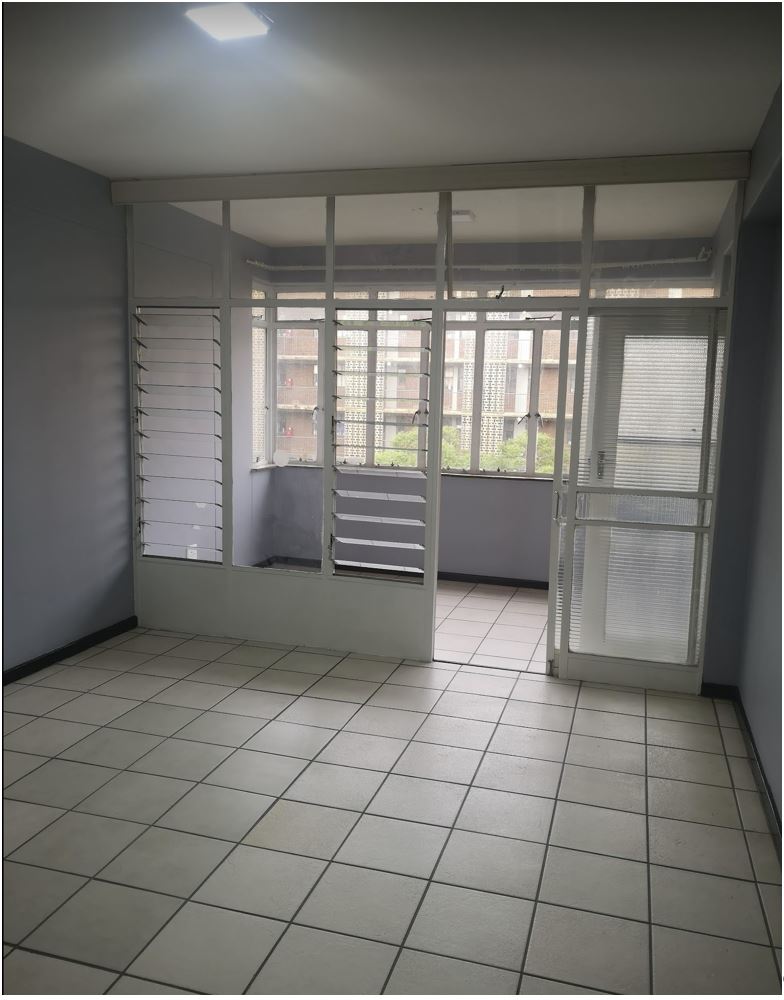 To Let 1 Bedroom Property for Rent in Sunnyside Gauteng